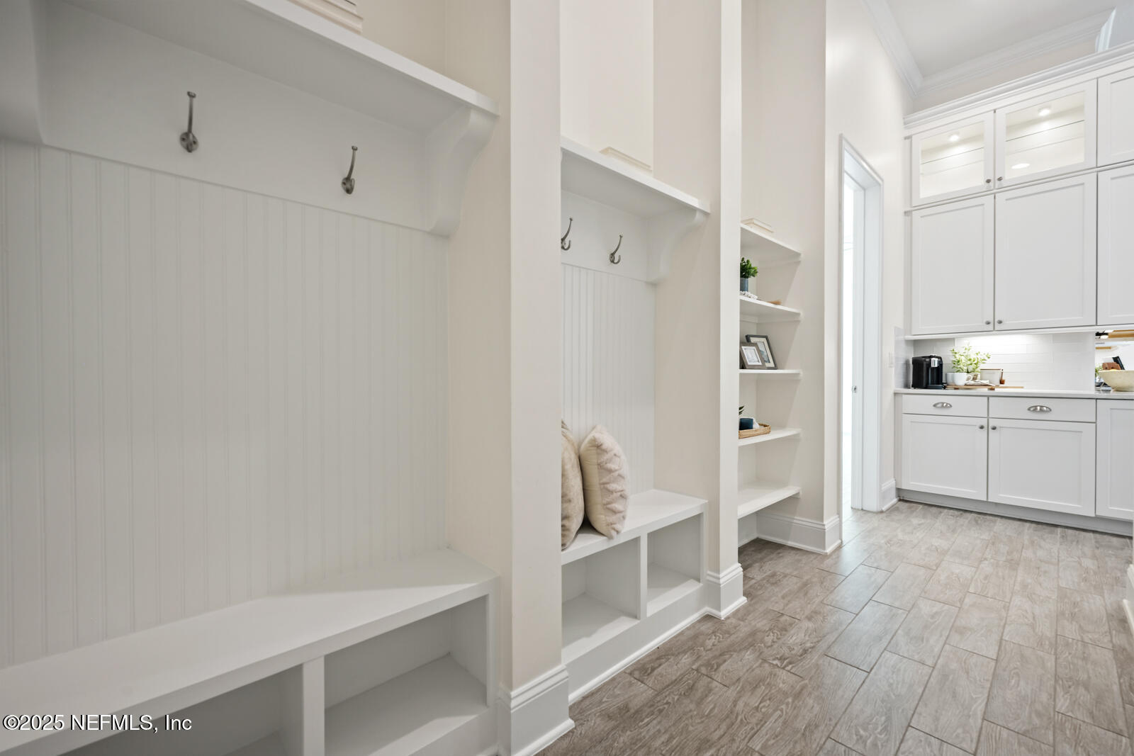 190 Deer Valley Drive Ponte Vedra, FL 32081 - Photo 50 of 95 a view of kitchen with furniture and wooden floor