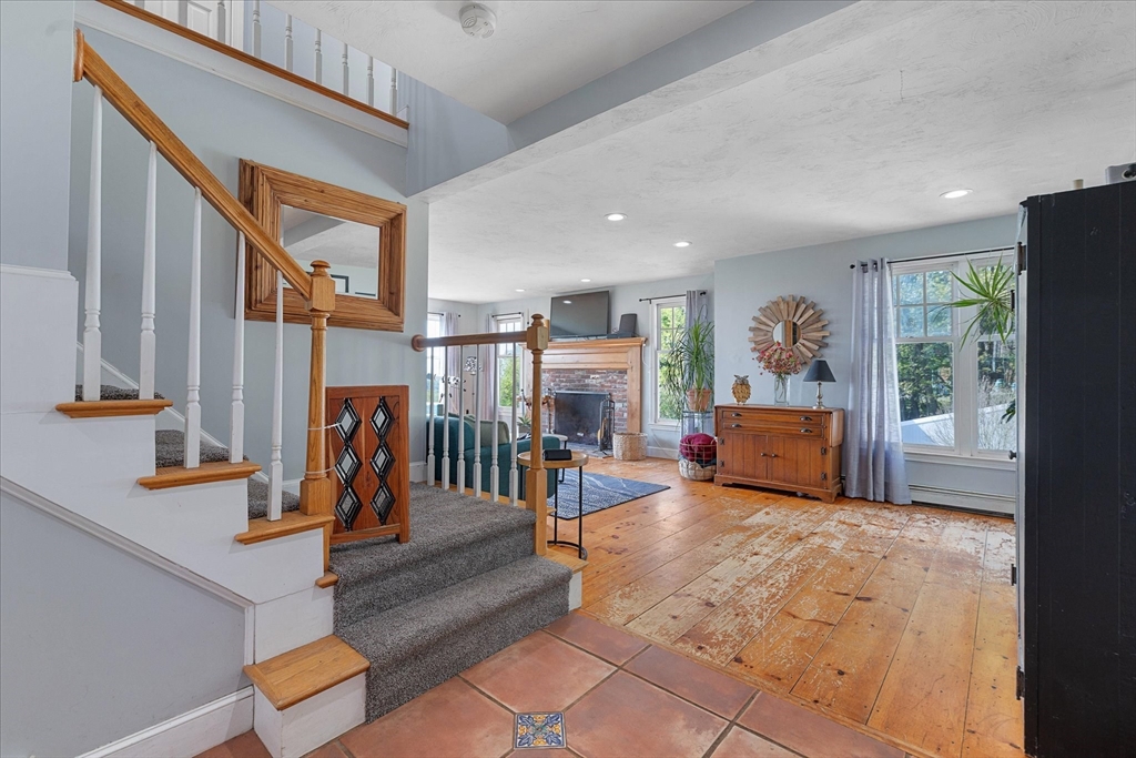 152 Mountain Road Princeton, MA 01541 - Photo 9 of 42