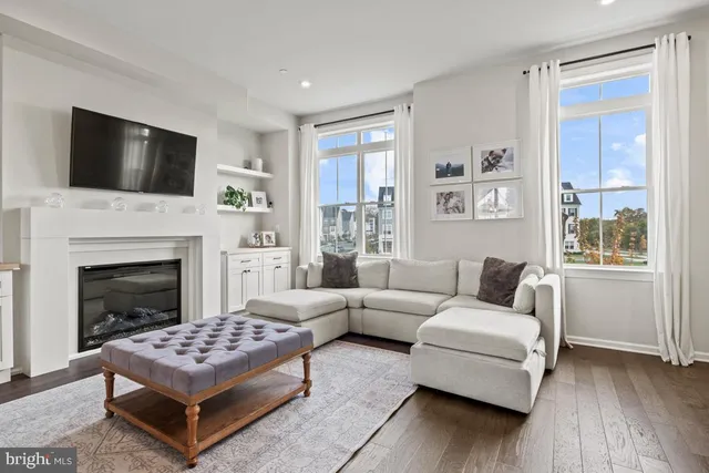 $599,900 | 637 Burcham Street, Phoenixville, PA 19460