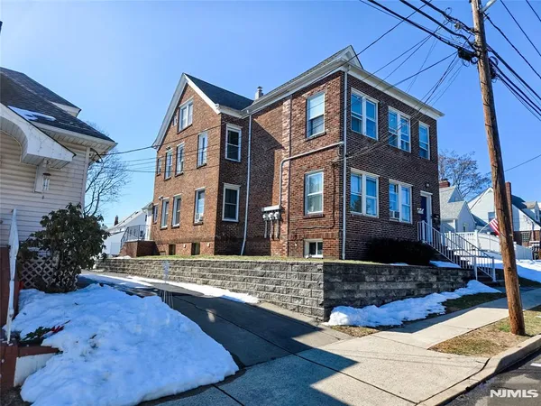 $2,450 | 23 Lincoln Place, Unit 2, Garfield, NJ 07026