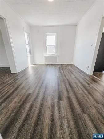 $2,400 | 23 Lincoln Place, Unit 2, Garfield, NJ 07026