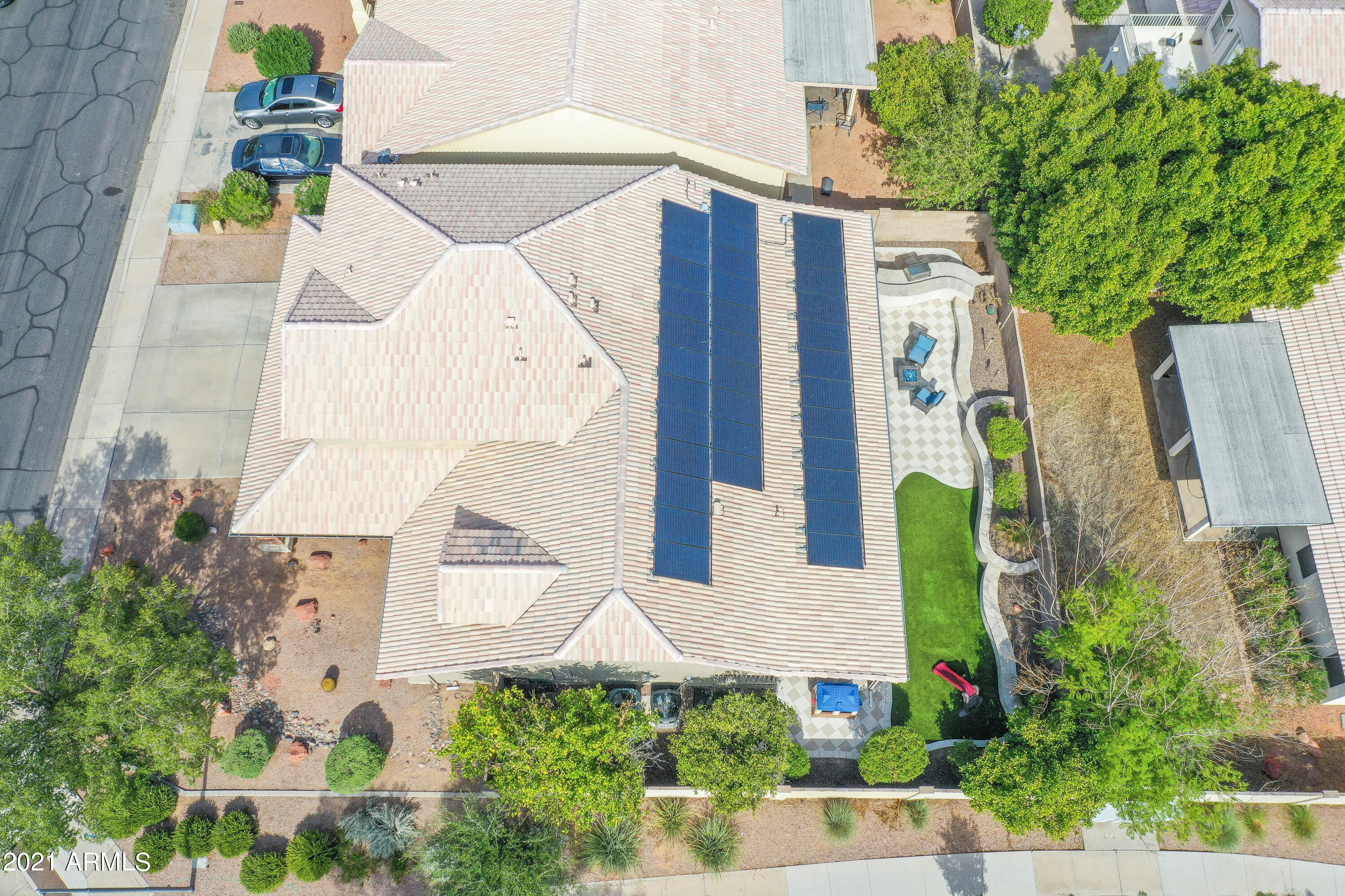 555 West Silver Creek Road Gilbert, AZ 85233 - Photo 34 of 37 35-org_d78f0e5701354e70_1626753640000
