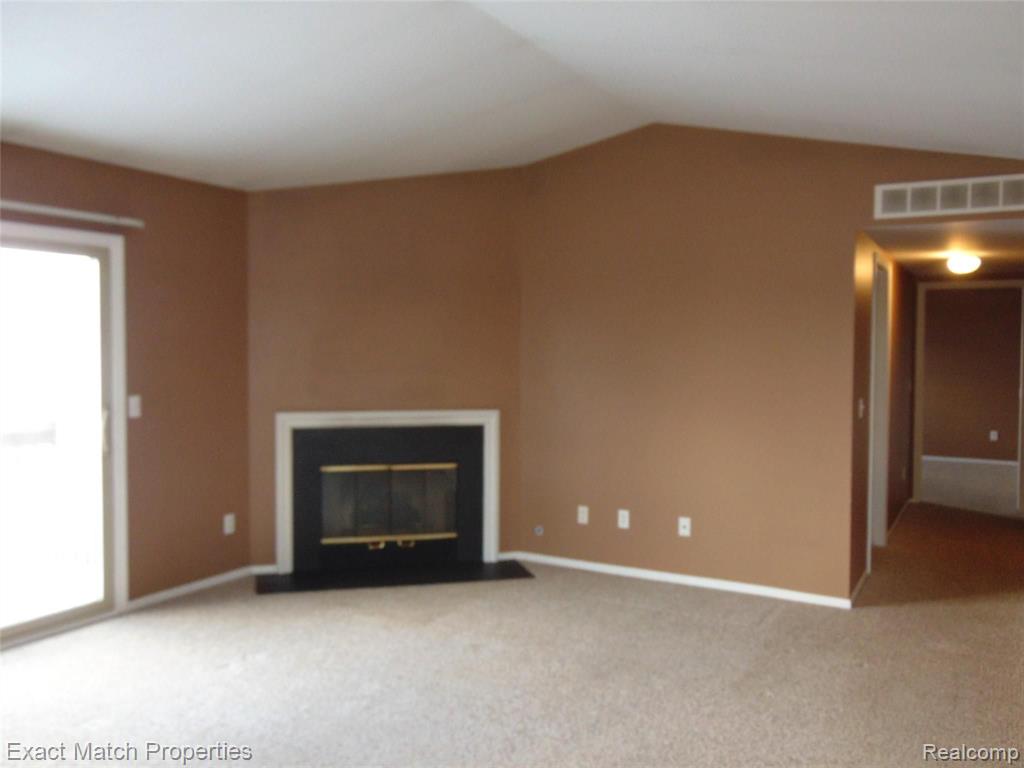 3152 High Pointe Ridge Road Lake Orion, MI 48359 - Photo 7 of 24