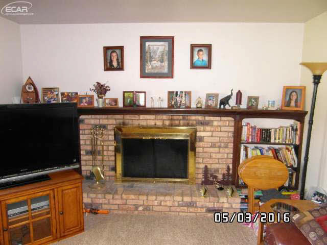 3213 Dillon Road Flushing, MI 48433 - Photo 15 of 40 21143313-14.JPG