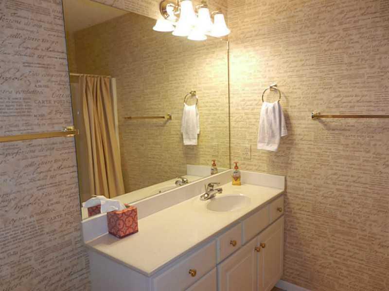 1834 Golfview Drive, Unit 52 Springfield, OH 45502 - Photo 18 of 25