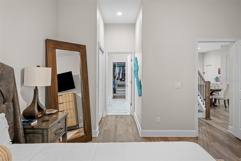 1404 Ridge Terrace Tarpon Springs, FL 34689 - Photo 12 of 38 a view of a living room