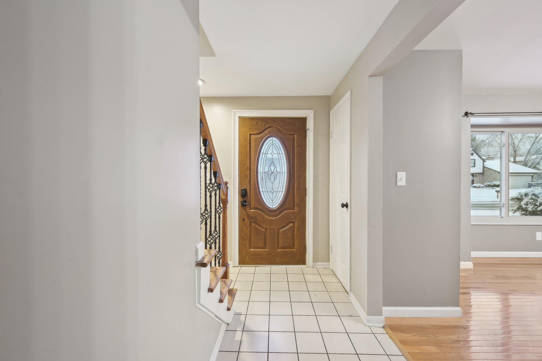 2475 Willis Road Dublin, OH 43016 - Photo 6 of 52 Front entry