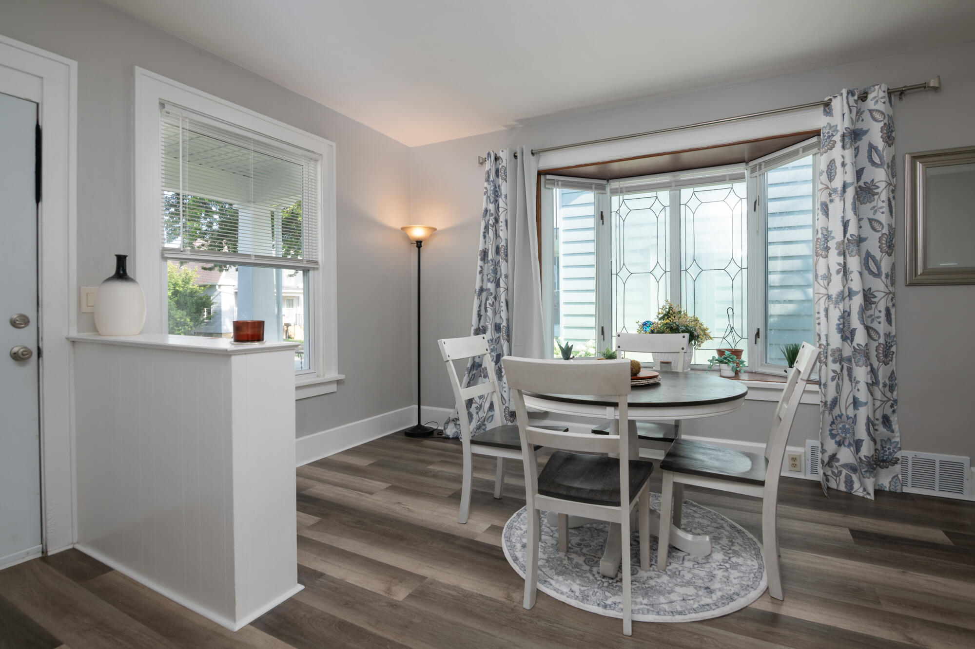 1110 Hayes Avenue Racine, WI 53405 - Photo 11 of 37 DiningRoom1.2