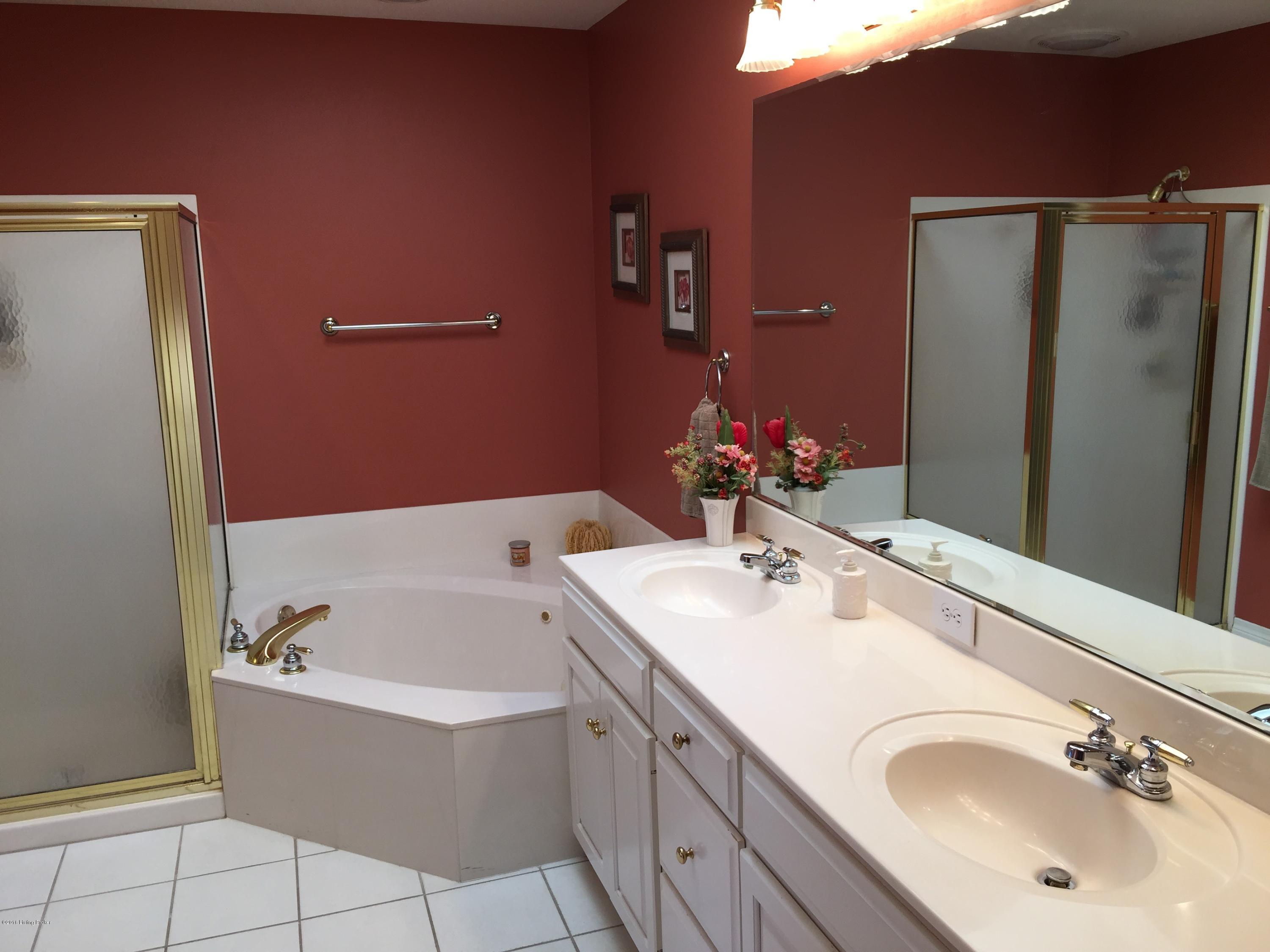 14002 Hickory Ridge Road Louisville, KY 40245 - Photo 16 of 27 Master Bath