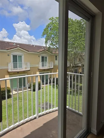 $3,200 | Melrose Point Condominiums, Miramar, FL 33027