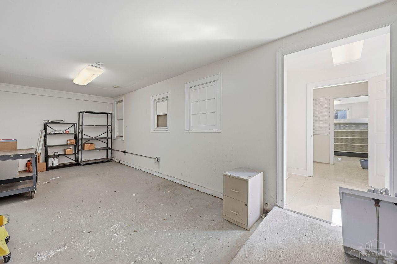 10895 Reading Road Cincinnati, OH 45241 - Photo 19 of 42 Gallery Image 19