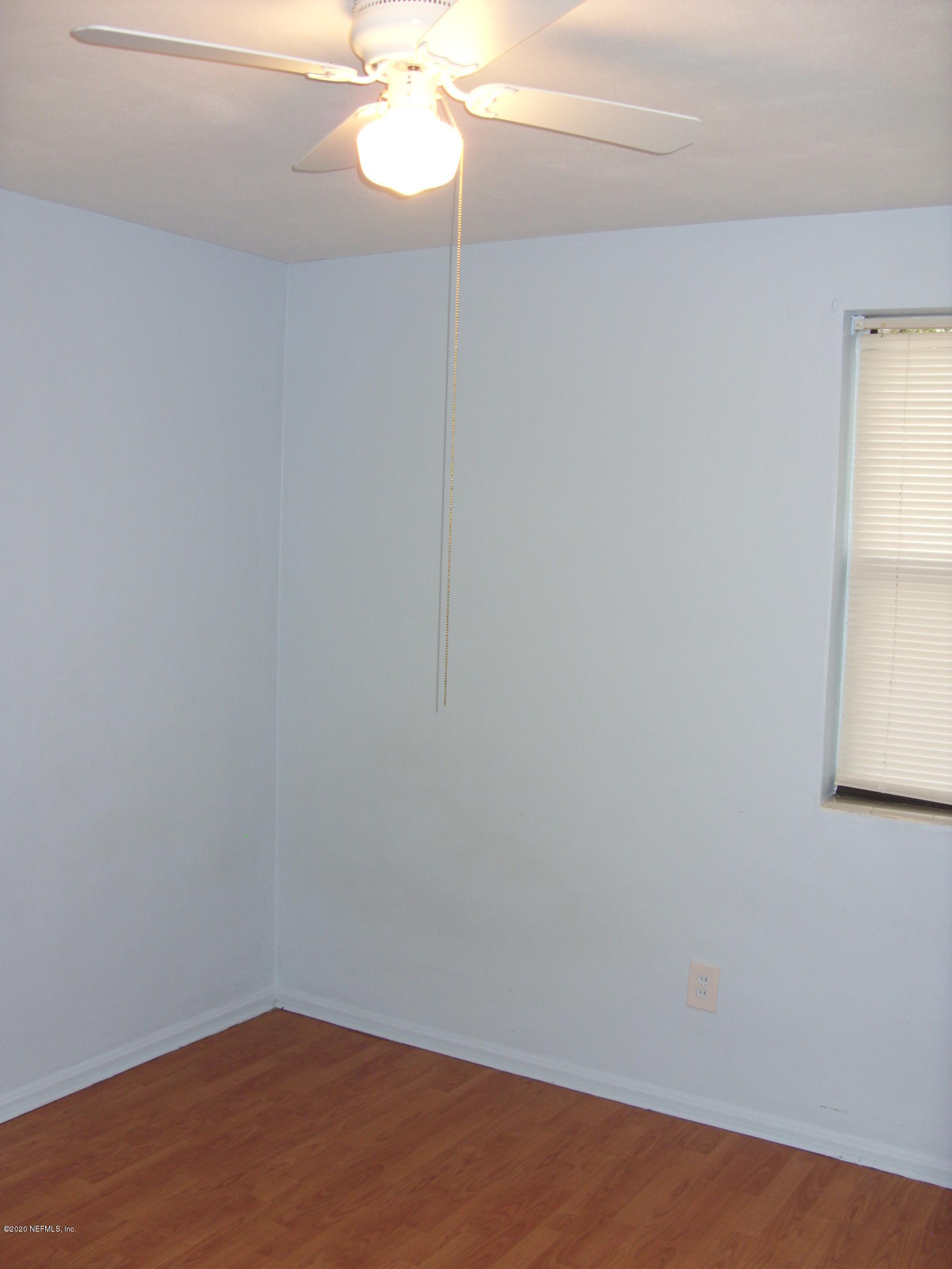 1217 Glynlea Road Jacksonville, FL 32216 - Photo 17 of 22 Bedroom1