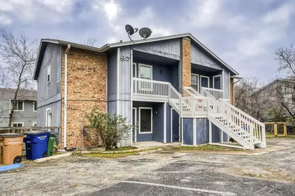 $525,000 | 4903 Merritt Drive, Austin, TX 78744