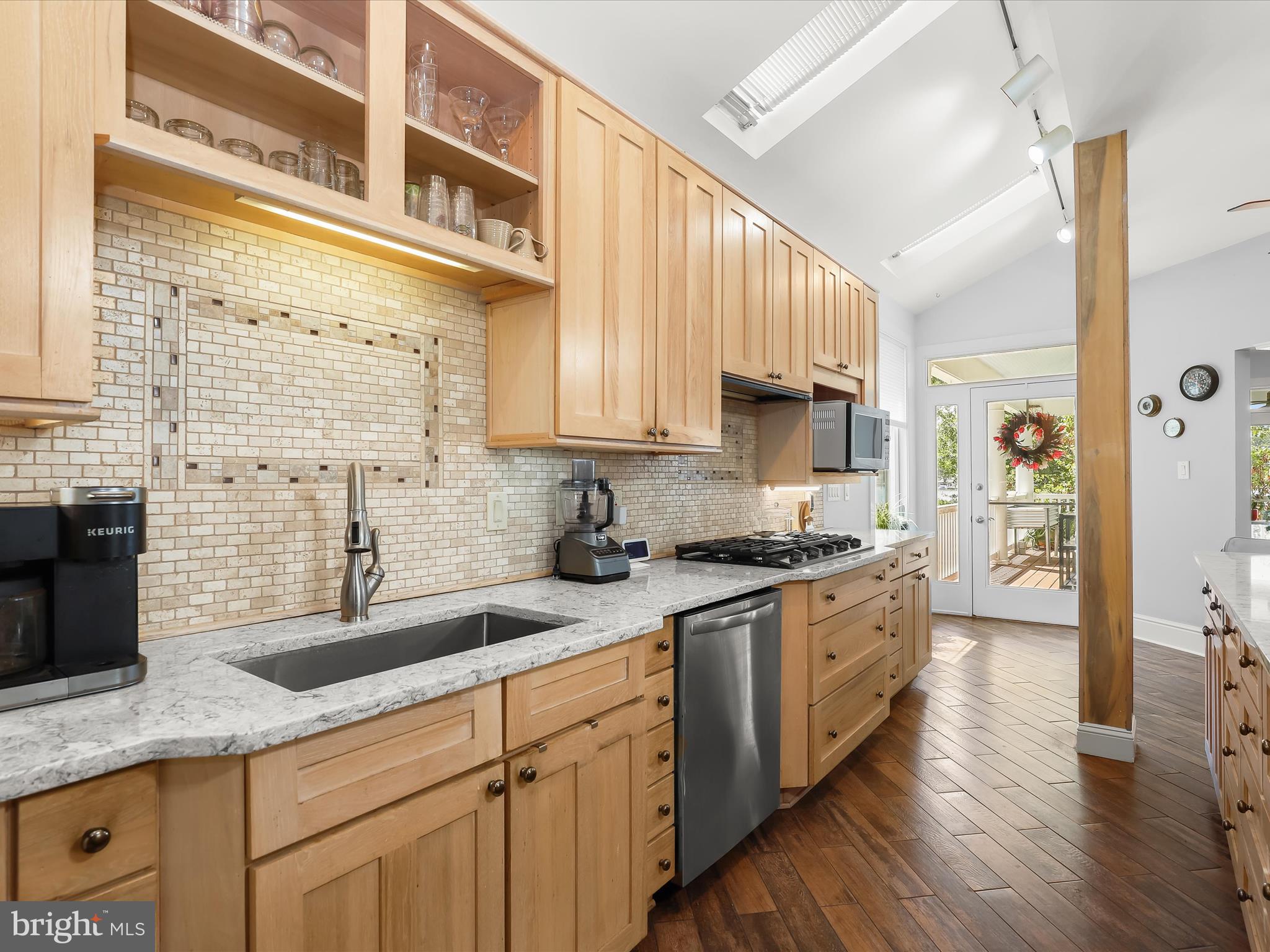 824 Seneca Park Road Baltimore, MD 21220 - Photo 27 of 70 Skylights in Kitchen