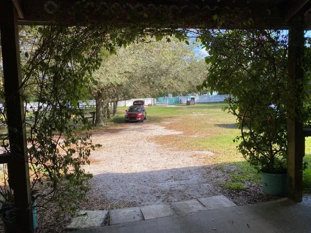 $1,550 | 2141 B Road, Unit 4, Loxahatchee Groves, FL 33470