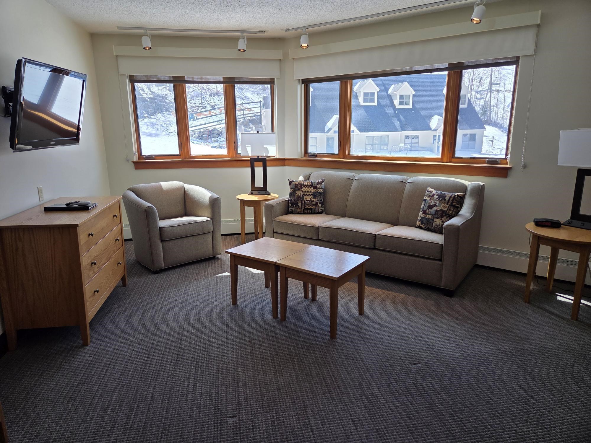 90 Loon Mountain Road, Unit 858B Lincoln, NH 03251 - Photo 3 of 24