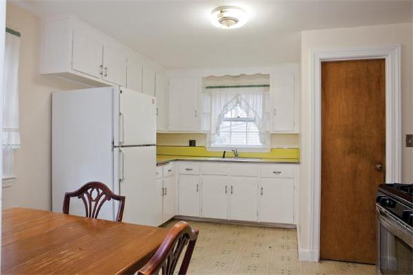 12 Keane Road Boston, MA 02132 - Photo 4 of 7 Gallery Image 4