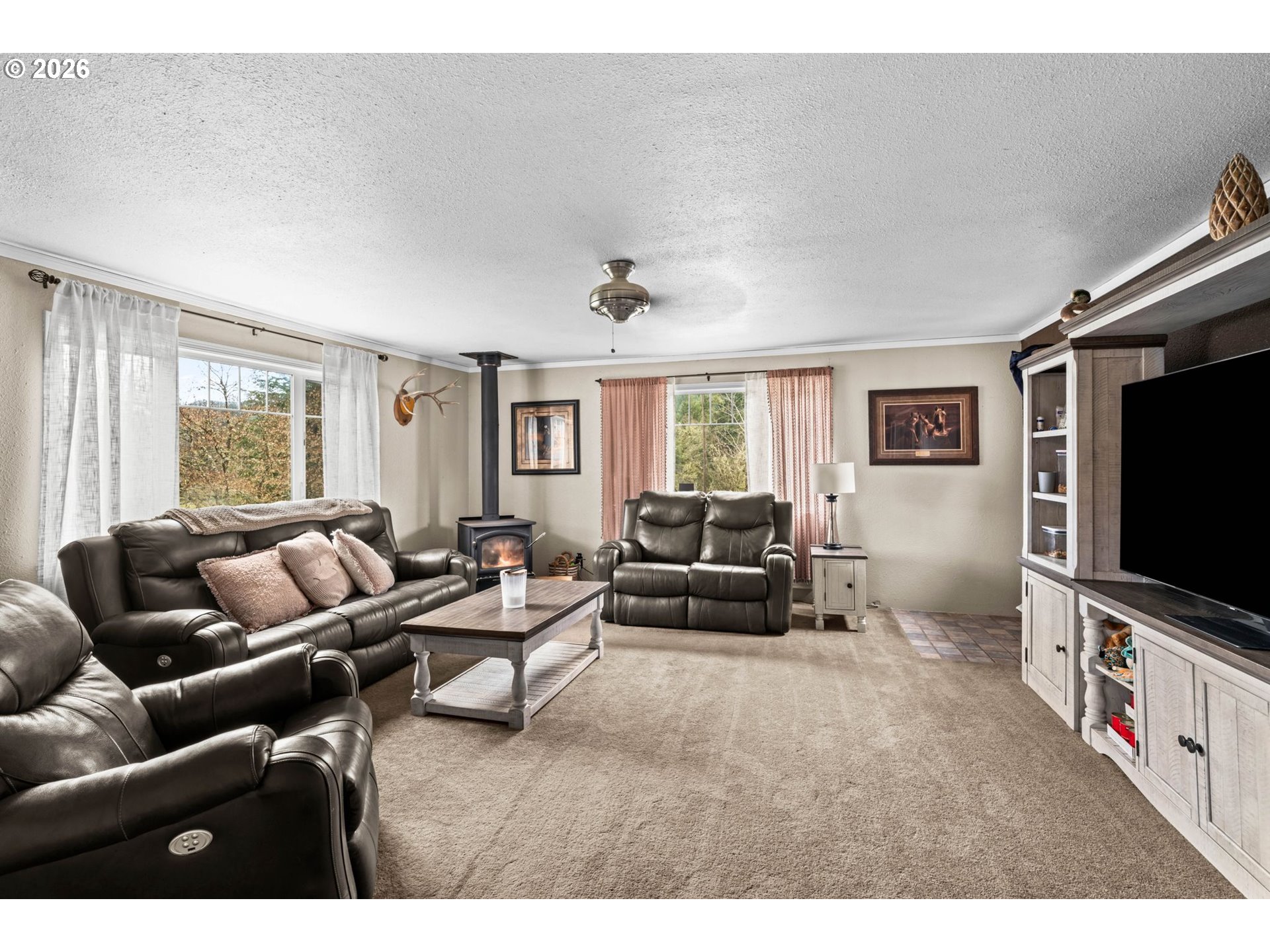 72956 London Road Cottage Grove, OR 97424 - Photo 10 of 43 Gallery Image 10