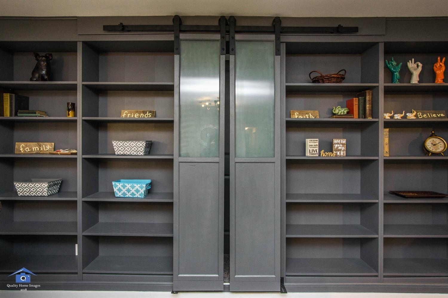 10807 Porter Street Crown Point, IN 46307 - Photo 6 of 10 a view of room with empty racks