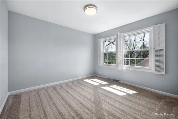 $950,000 | 315 Charal Lane, Highland Park, IL 60035