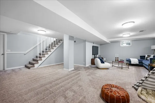 $950,000 | 315 Charal Lane, Highland Park, IL 60035