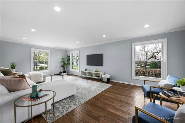 $950,000 | 315 Charal Lane, Highland Park, IL 60035
