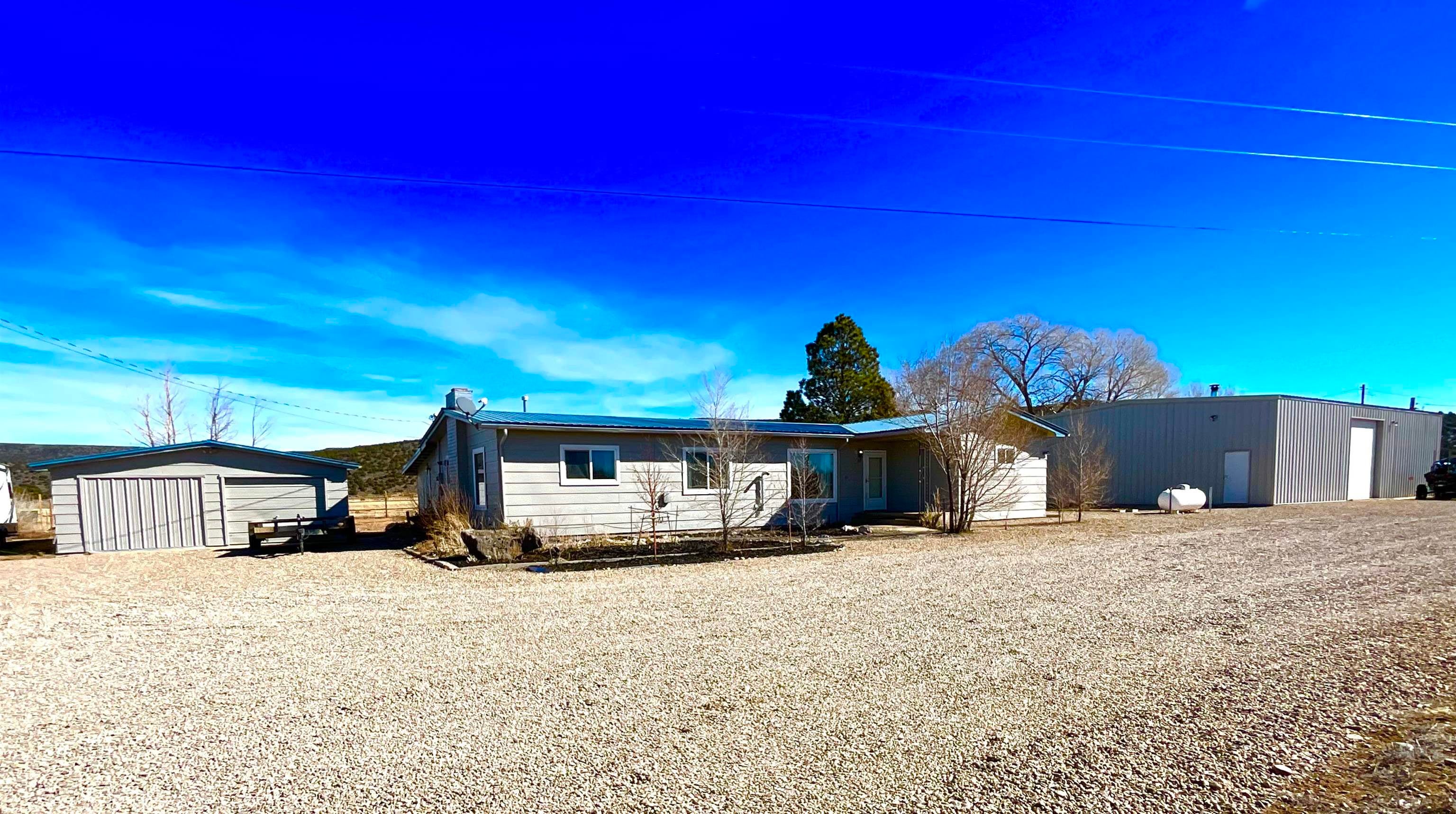 35 Poleo Road Amalia, NM 87512 - Photo 2 of 26 Gallery Image 2