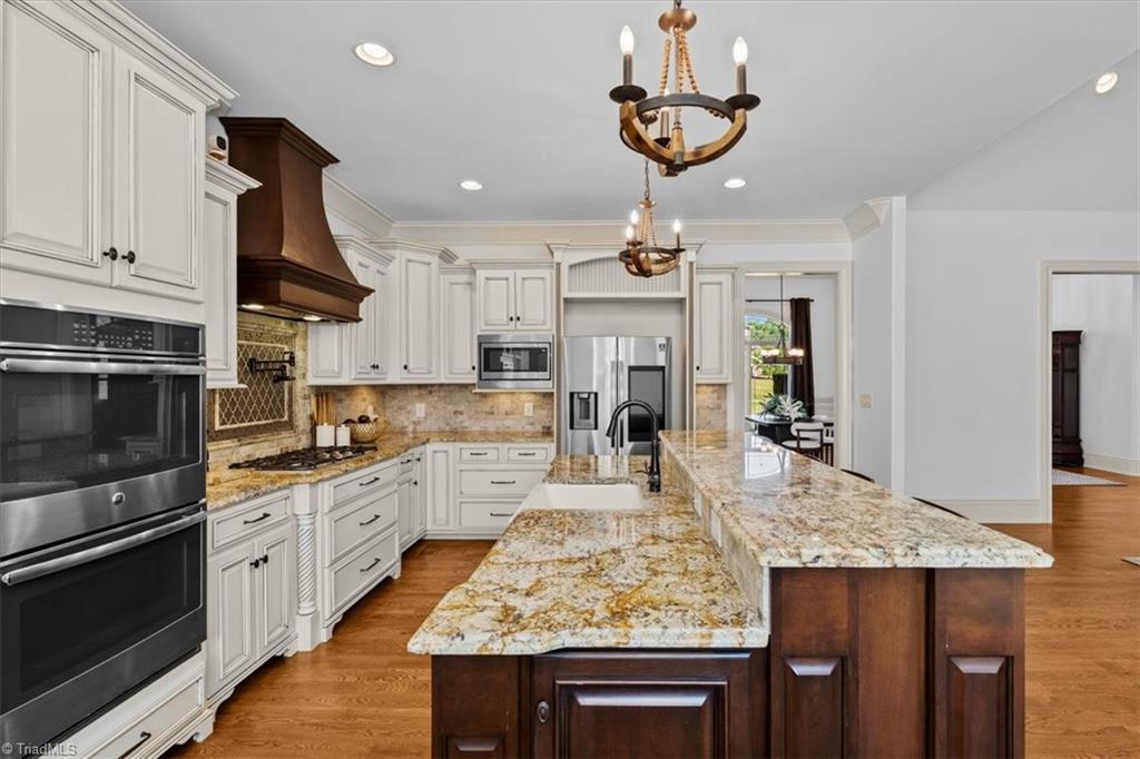 6635 Linville Ridge Drive Oak Ridge, NC 27310 - Photo 12 of 50