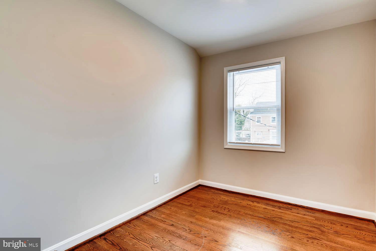 6217 Marlora Road Baltimore, MD 21239 - Photo 15 of 23