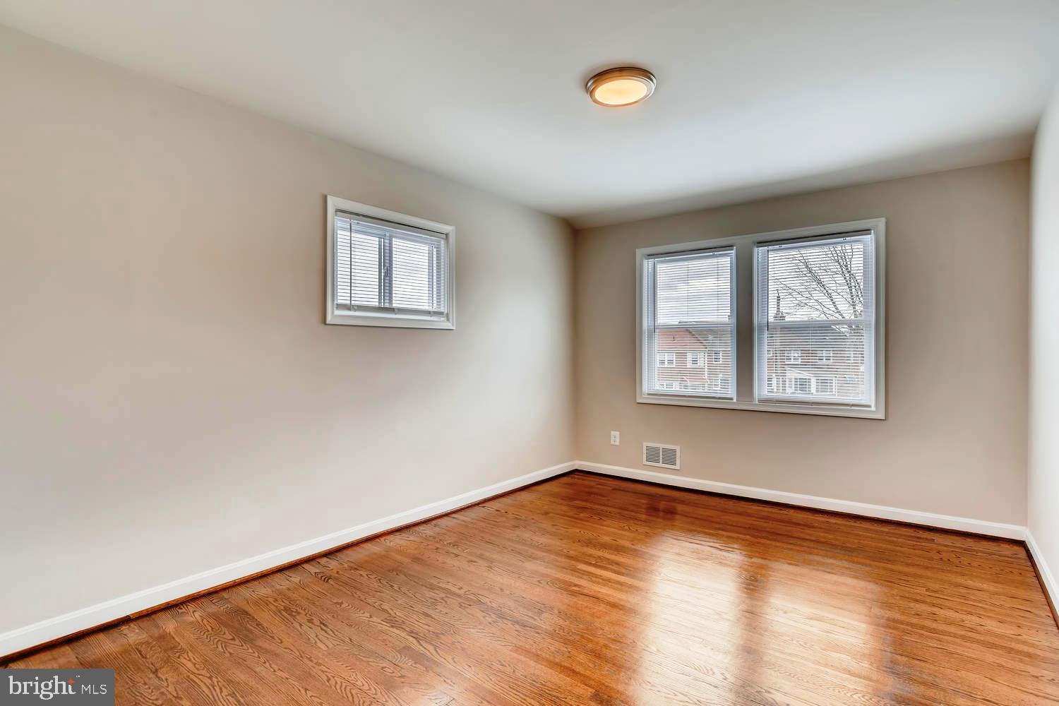 6217 Marlora Road Baltimore, MD 21239 - Photo 17 of 23