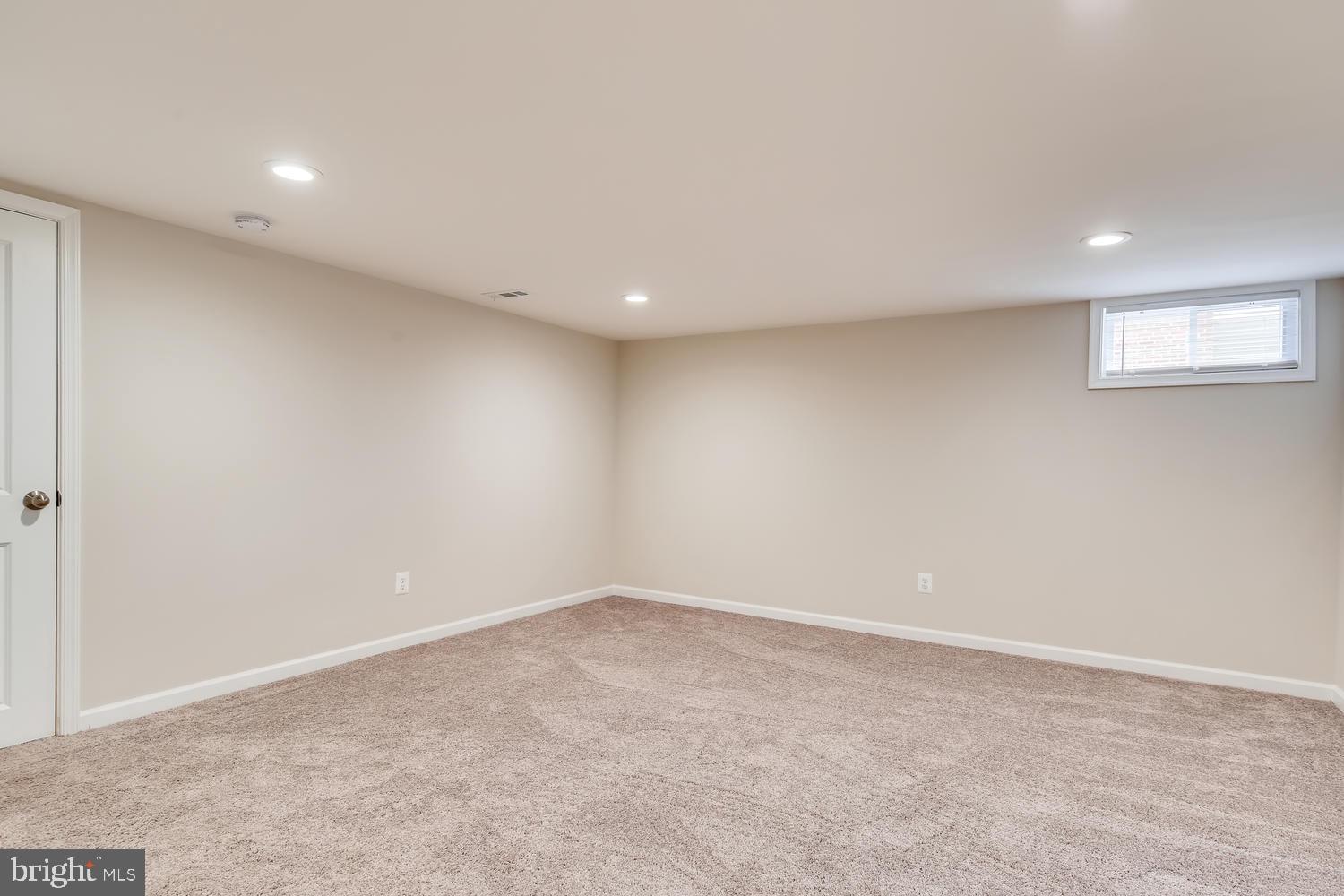 6217 Marlora Road Baltimore, MD 21239 - Photo 19 of 23