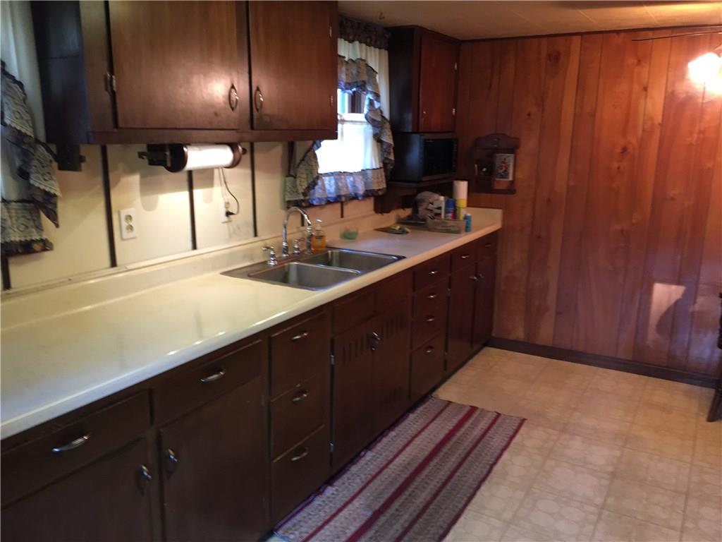 101 South Pike Road Sarver, PA 16055 - Photo 2 of 9 EAT IN KITCHEN
