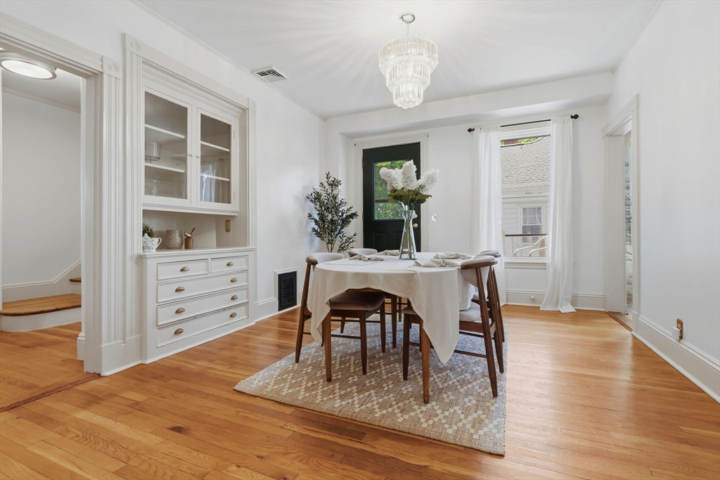 32 Ocean Street Beverly, MA 01915 - Photo 8 of 34