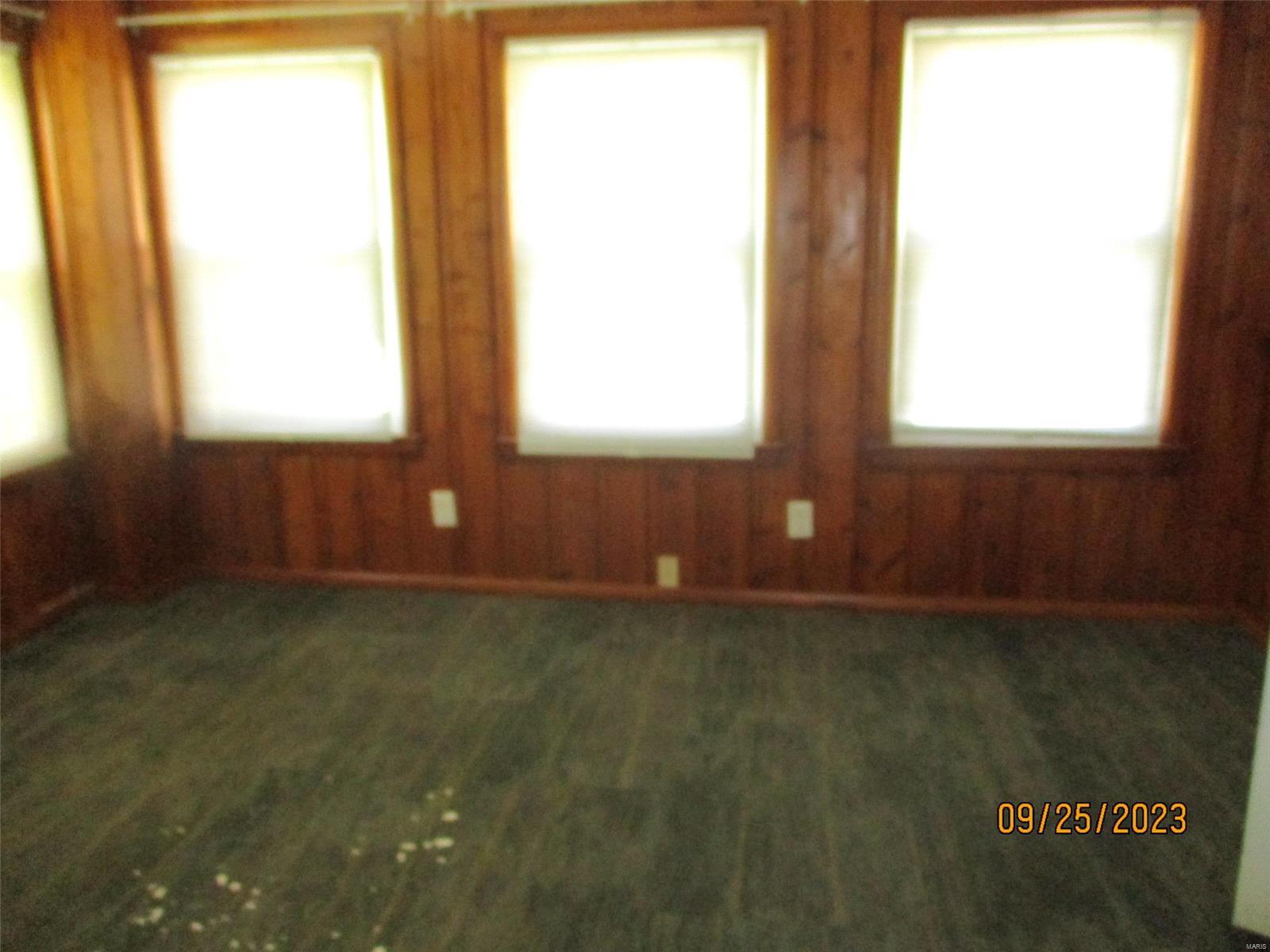 9529 Holtwood Road St. Louis, MO 63114 - Photo 9 of 9 Gallery Image 9