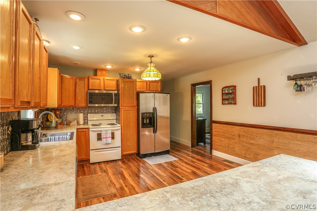 4251 Baxter Road Prince George, VA 23875 - Photo 14 of 37 Gallery Image 14