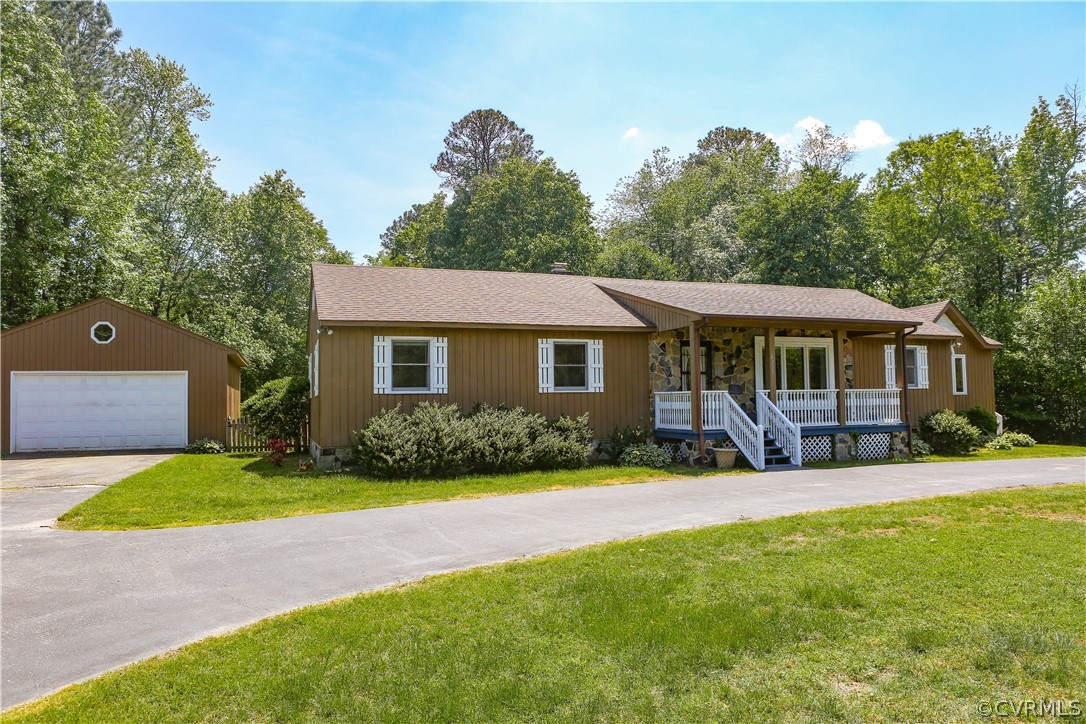 4251 Baxter Road Prince George, VA 23875 - Photo 2 of 37 Gallery Image 2