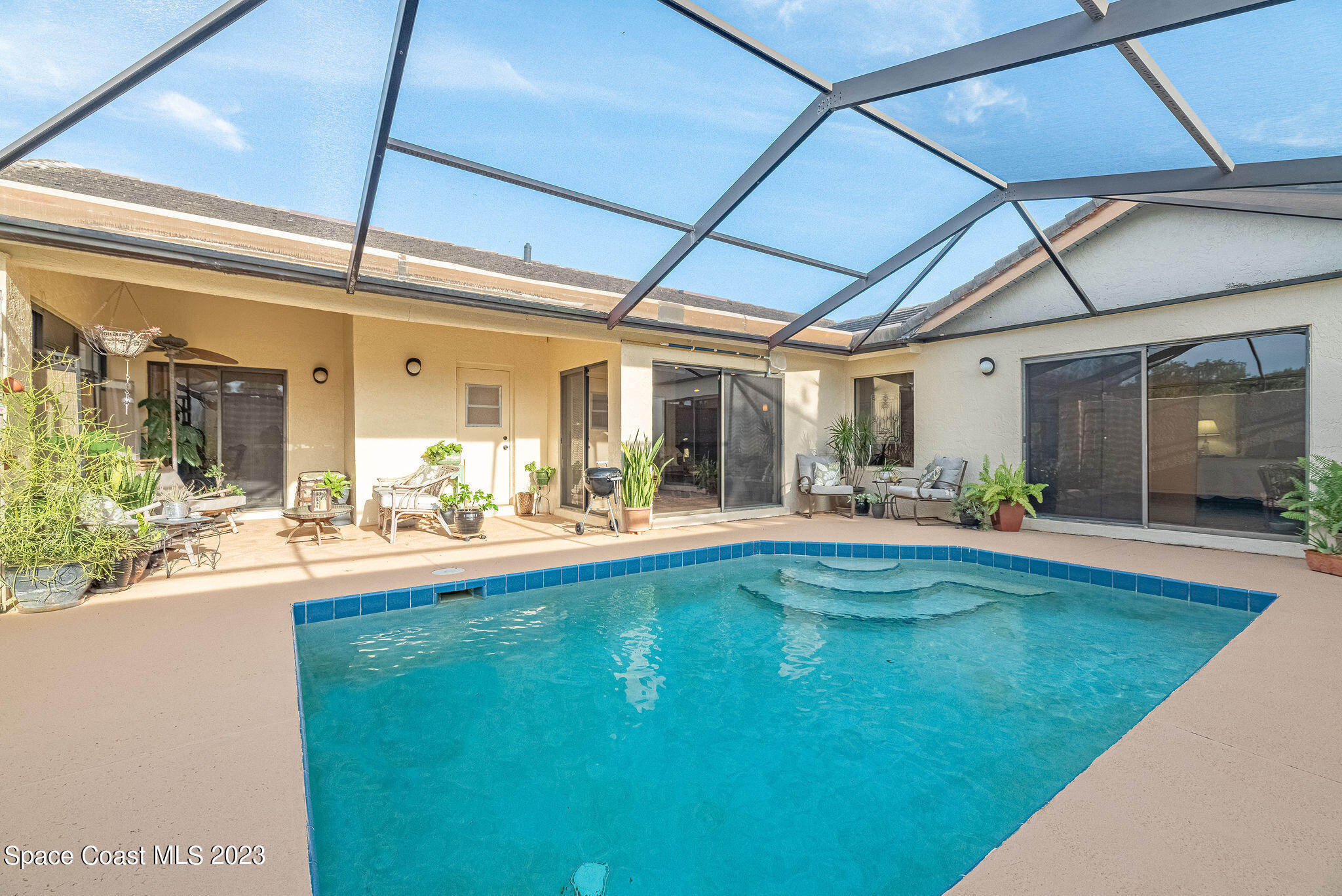 440 Maple Bluff Circle Melbourne, FL 32940 - Photo 12 of 92 a view of living room with furniture