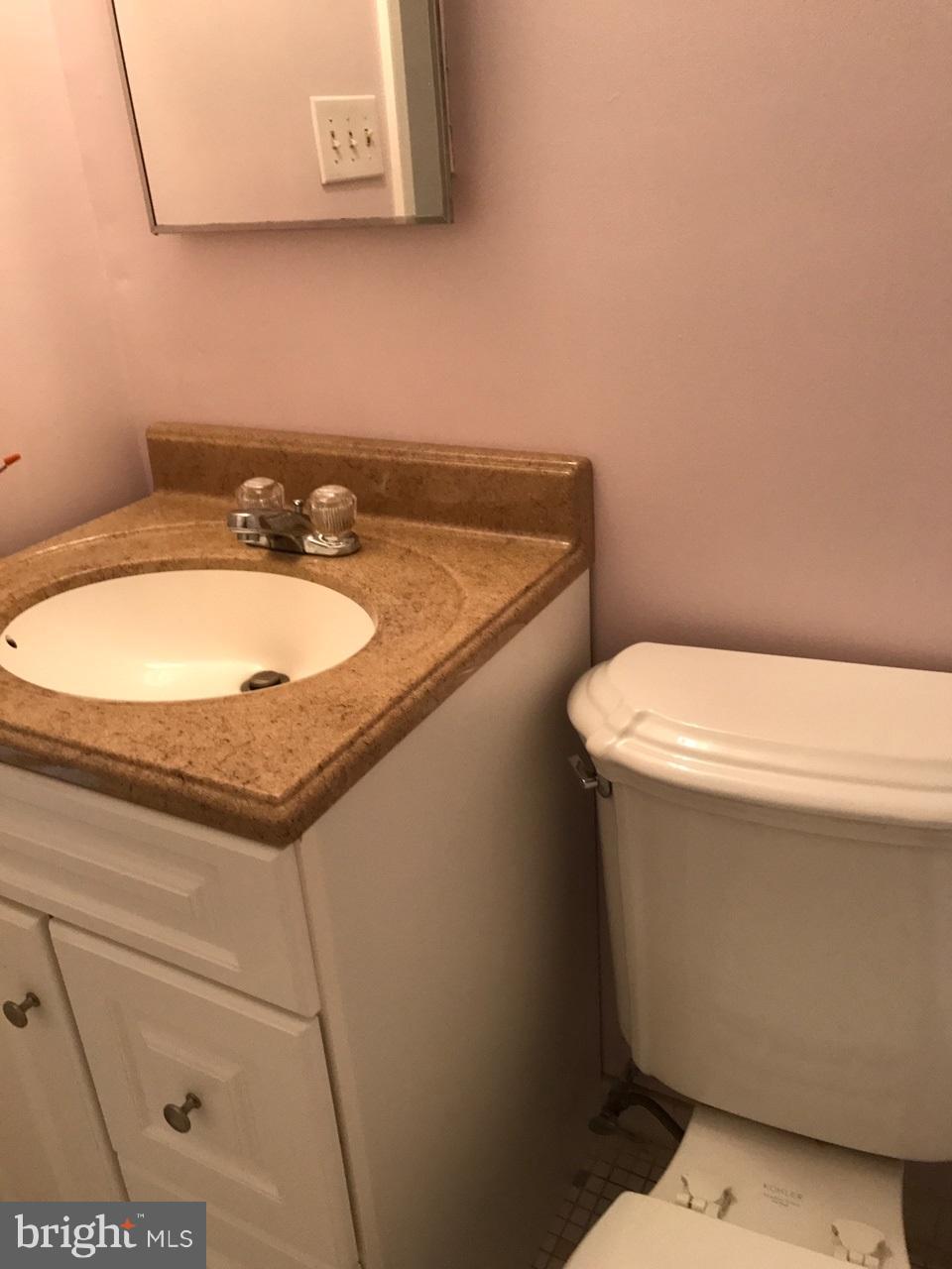 3441 Santee Road Baltimore, MD 21236 - Photo 11 of 15 Bath