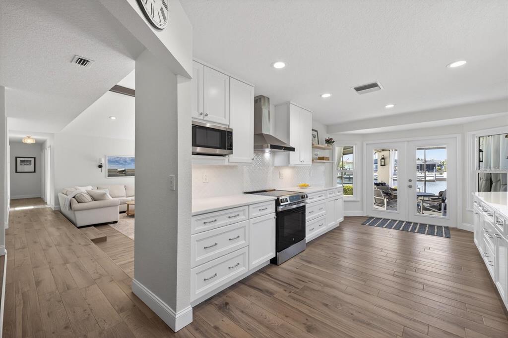 4042 Perry Place New Port Richey, FL 34652 - Photo 19 of 68 Gallery Image 19