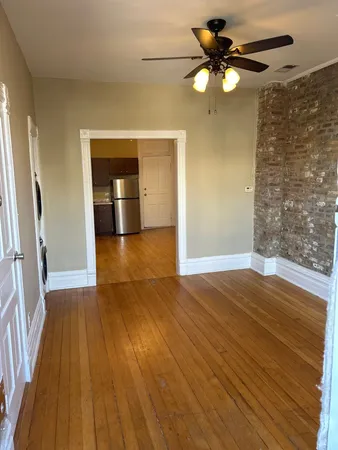 $2,100 | 862 North Hermitage Avenue, Unit 1R, Chicago, IL 60622