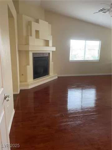 $2,295 | 57 Daisy Springs Court, Las Vegas, NV 89148