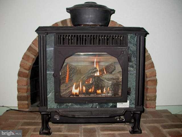 202 Chestnut Grove Road Dillsburg, PA 17019 - Photo 5 of 8 Gallery Image 5