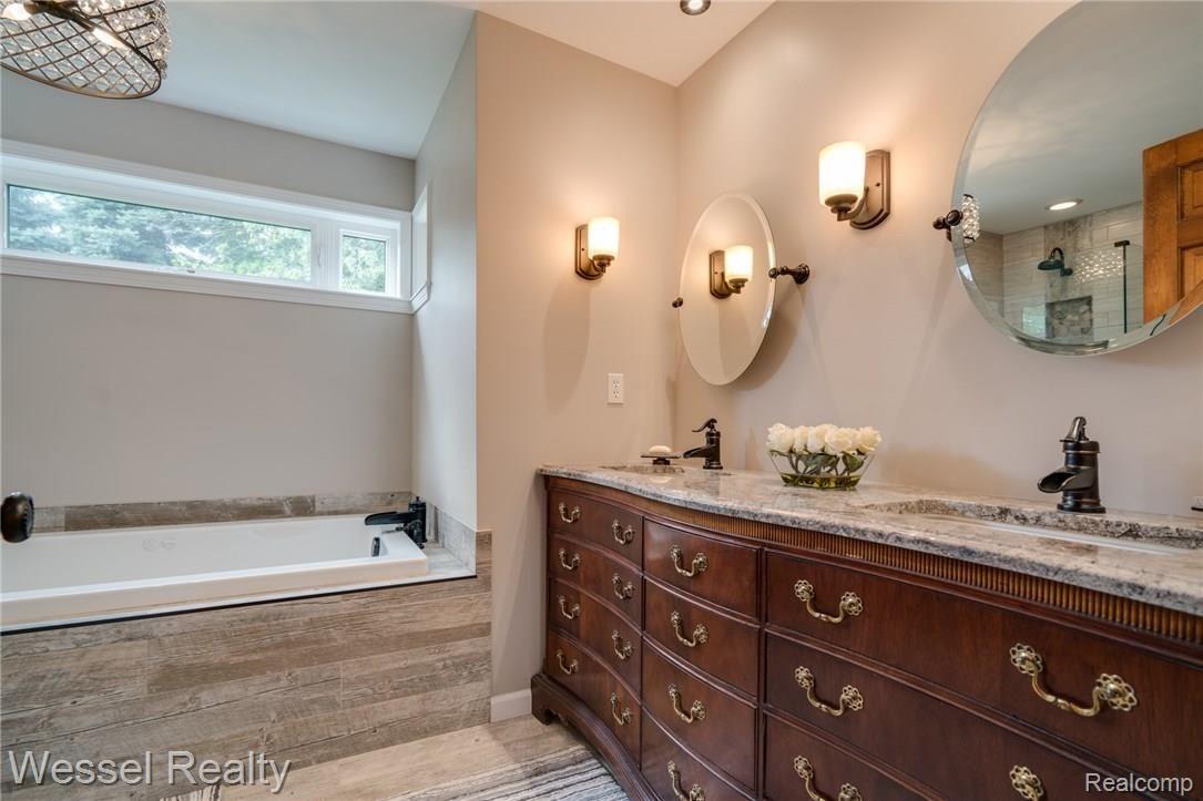 12253 East Ridge Drive Romeo, MI 48065 - Photo 30 of 46 Eridge-30.jpg