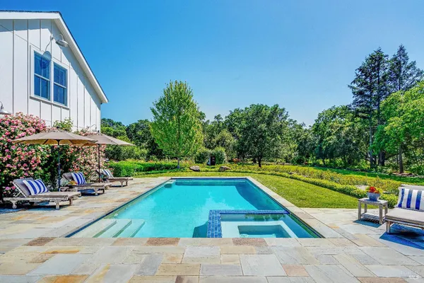 $6,995,000 | 5310 Silverado Trail, Napa, CA 94558