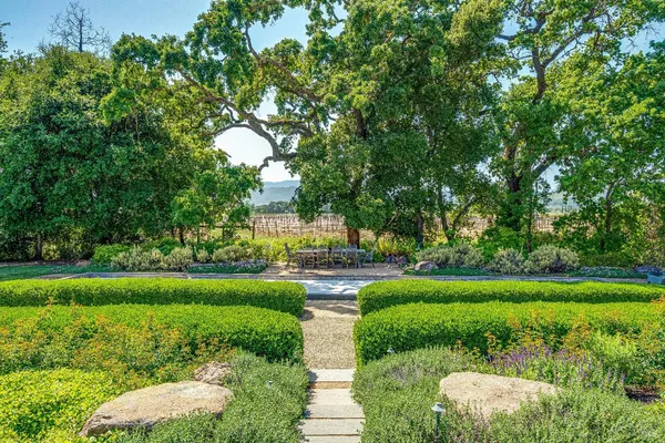 $6,995,000 | 5310 Silverado Trail, Napa, CA 94558
