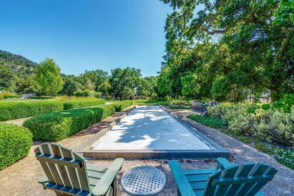 $6,995,000 | 5310 Silverado Trail, Napa, CA 94558