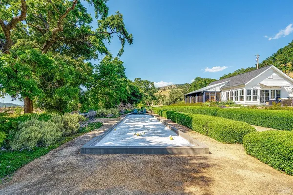 $6,995,000 | 5310 Silverado Trail, Napa, CA 94558