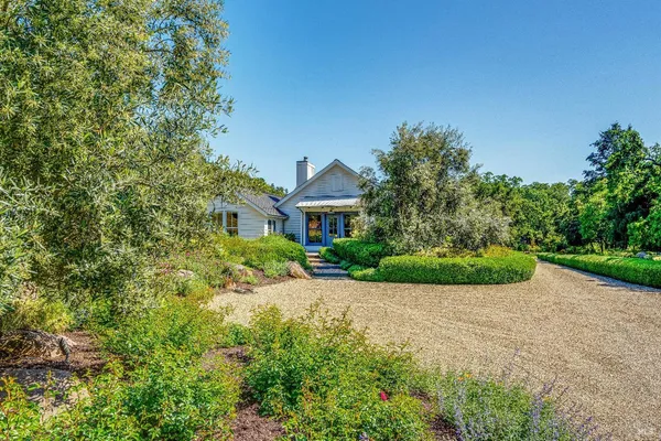 $6,995,000 | 5310 Silverado Trail, Napa, CA 94558