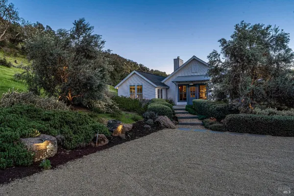 $6,995,000 | 5310 Silverado Trail, Napa, CA 94558
