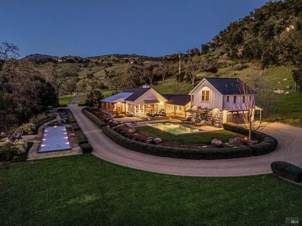 $6,995,000 | 5310 Silverado Trail, Napa, CA 94558